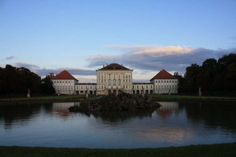 Laimer Hof Am Schloss Nymphenburg Munique Exterior foto
